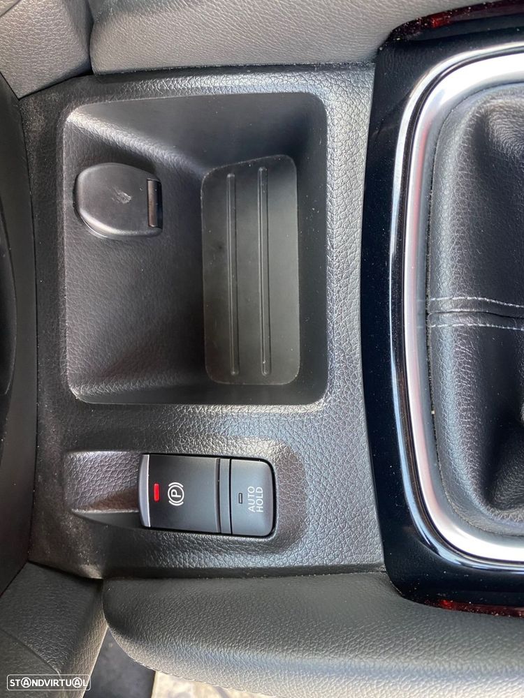 Nissan Qashqai 1.2 DIG-T N-Connecta 18 - 26