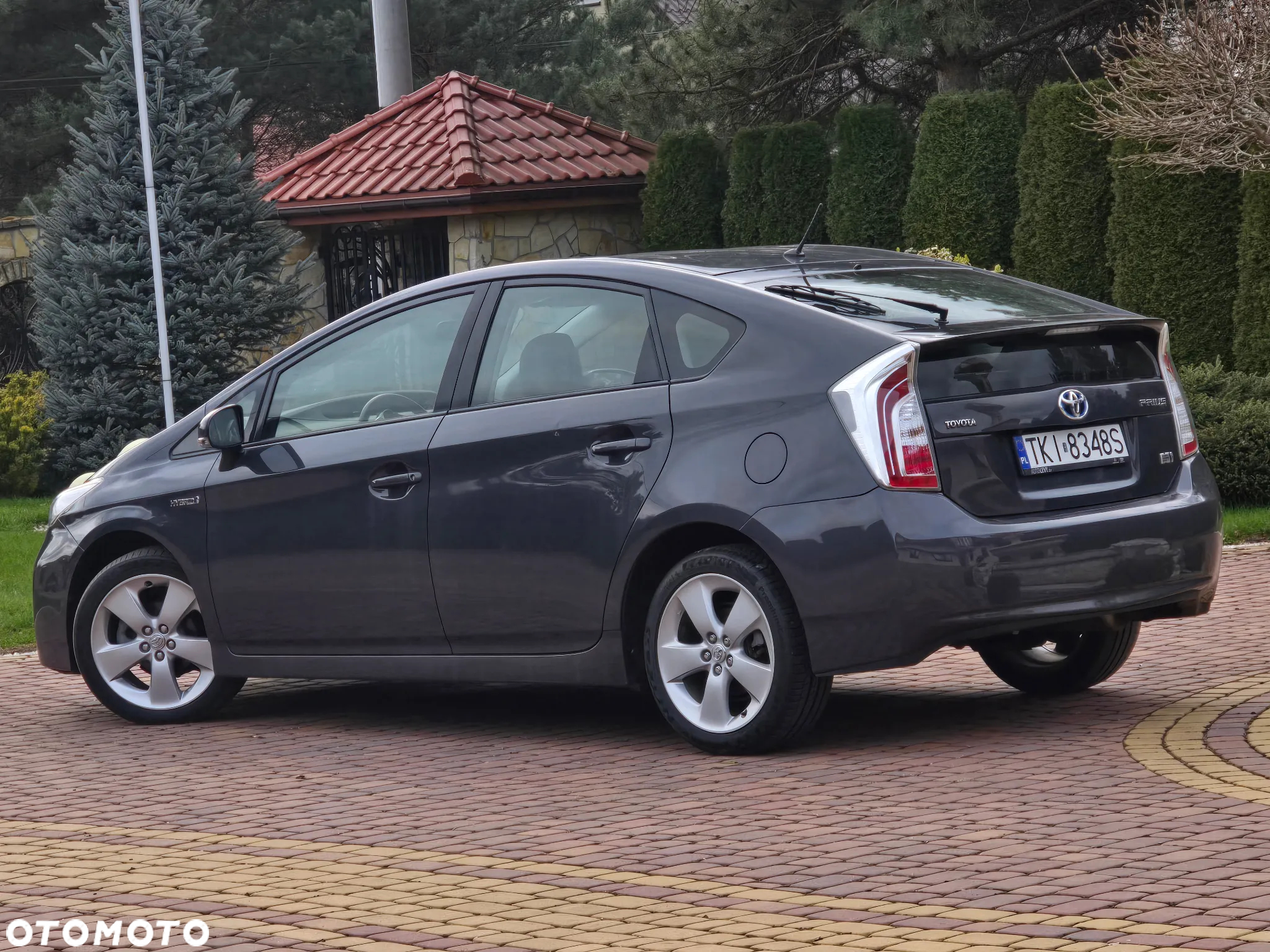 Toyota Prius 1.8 HSD Prestige - 10