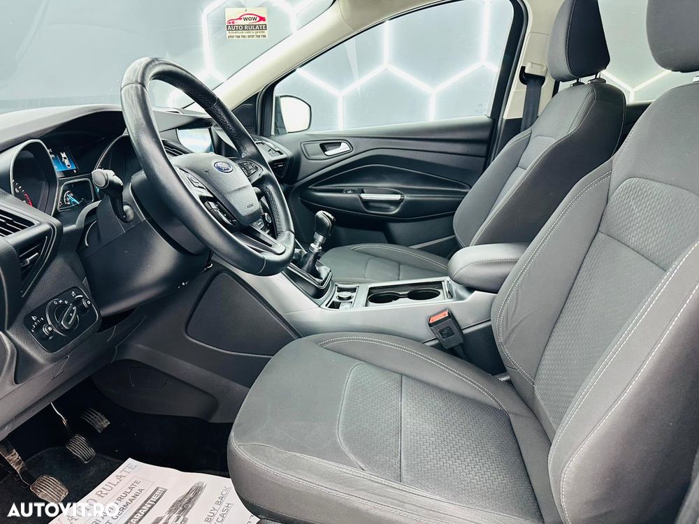 Ford Kuga 1.5 EcoBoost 2x4 Business Edition - 14