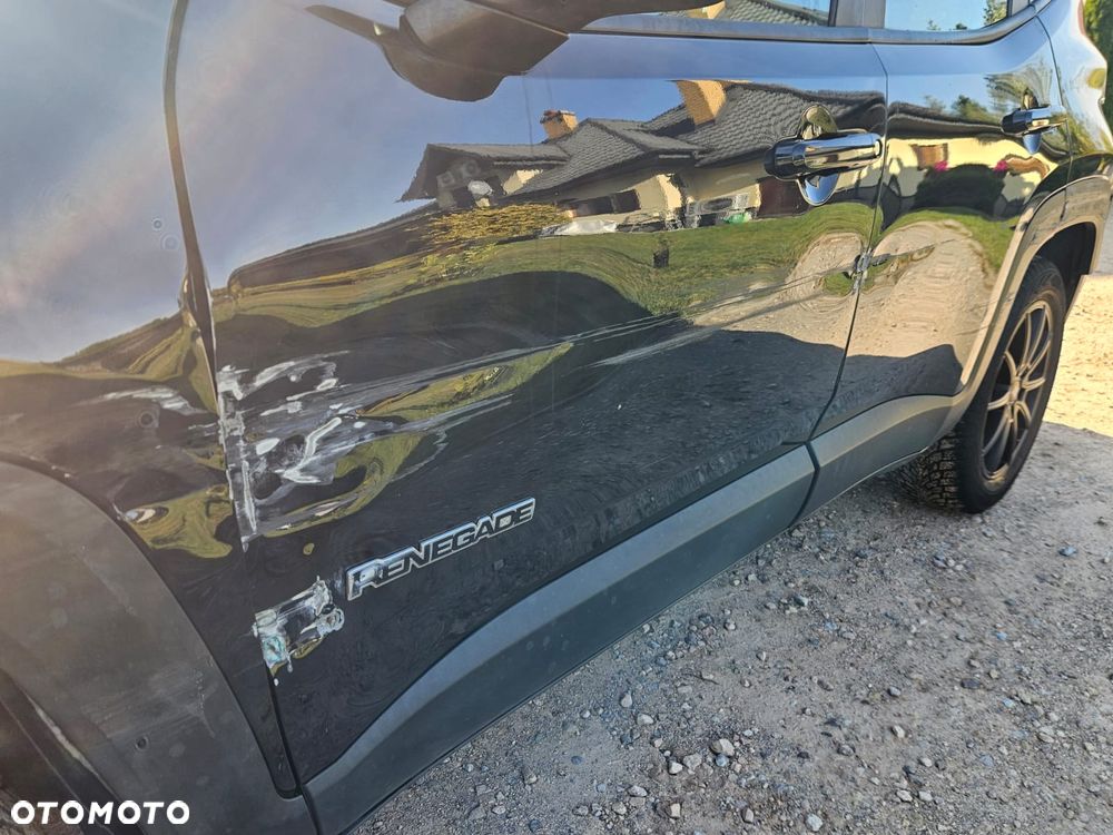 Jeep Renegade - 12