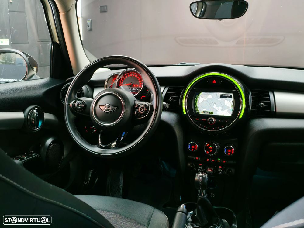 MINI 5 Portas Cooper D - 36