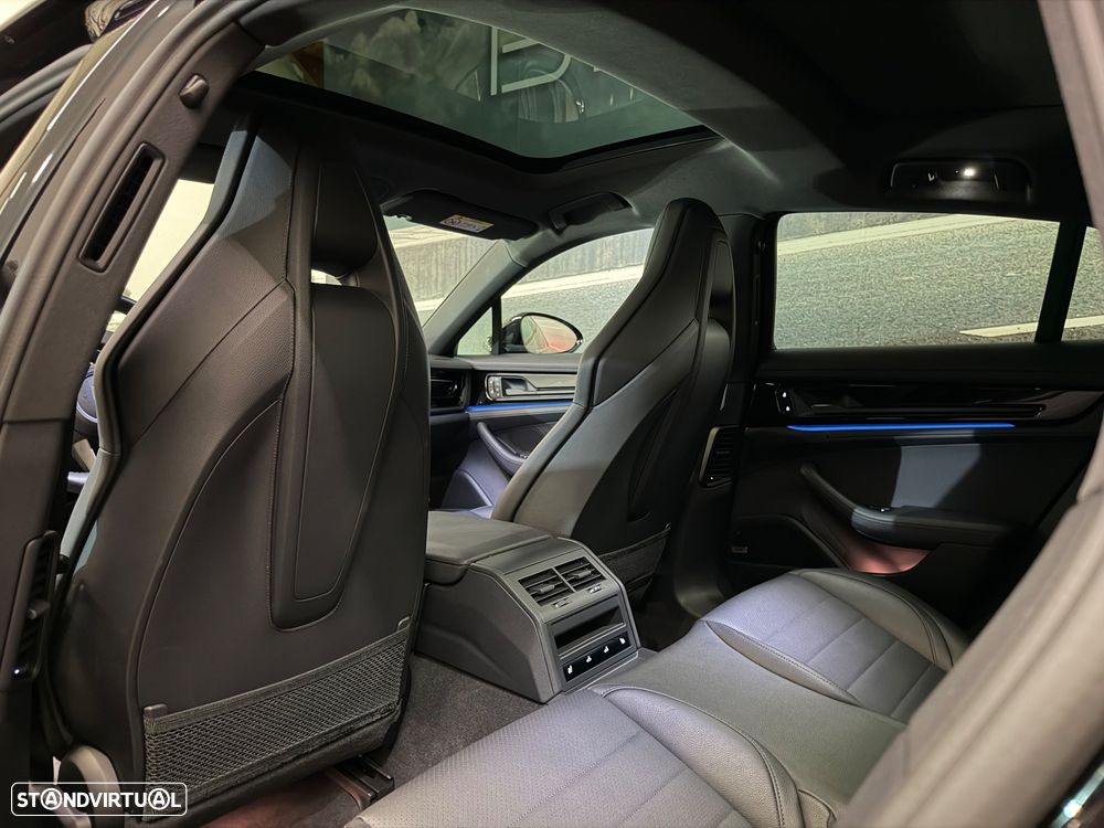 Porsche Panamera 4 E-Hybrid - 19