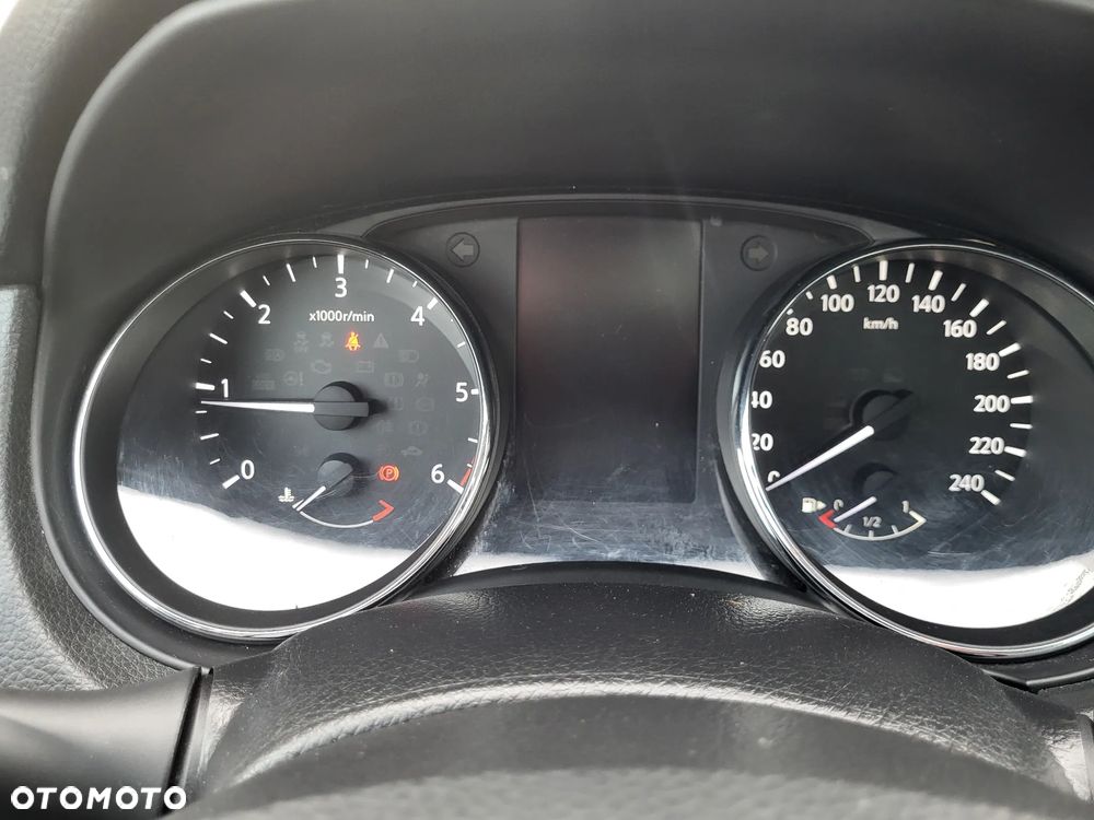 Nissan Qashqai 1.6 dCi 360 S&S - 18