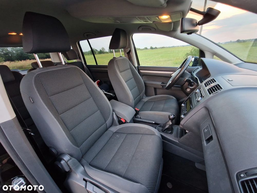 Volkswagen Touran 1.6 TDI DPF BlueMotion Technology Comfortline - 12