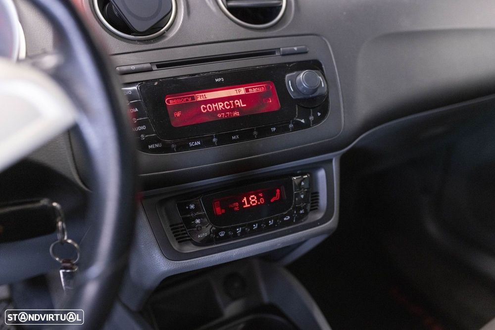 SEAT Ibiza ST 1.6 TDi FR - 13