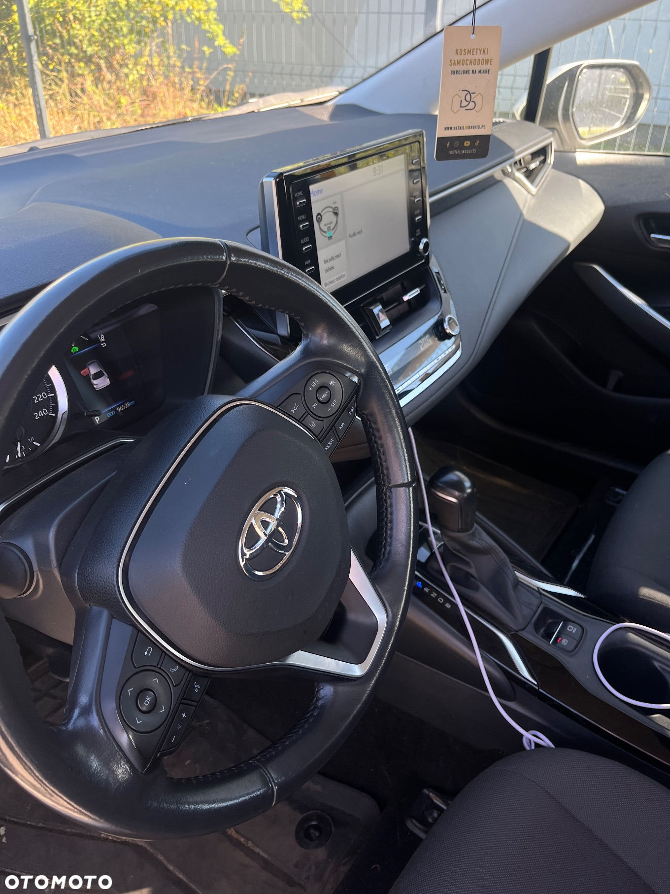 Toyota Corolla 1.8 Hybrid Comfort - 21