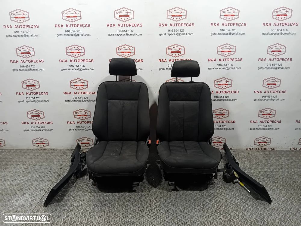 Bancos Mercedes Class E W210 em Tecido com os Cintos da Frente Imaculados Originais - 12