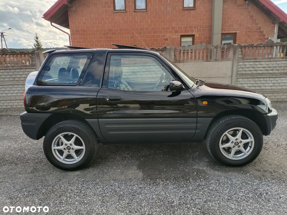 Toyota RAV4 2.0 Special - 5