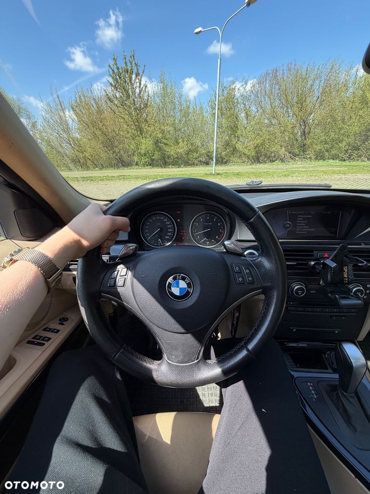 BMW Seria 3 335i - 14