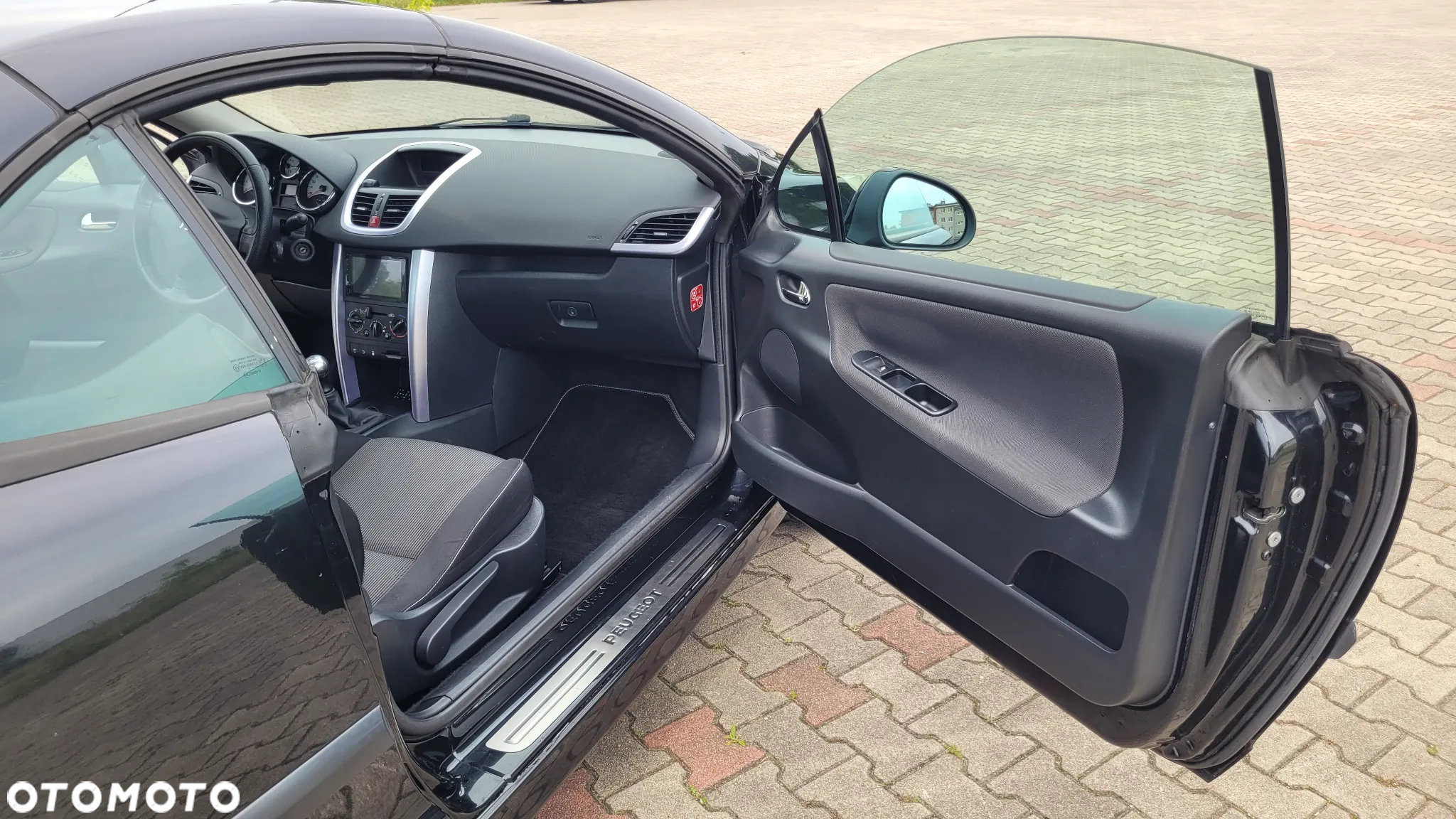 Peugeot 207 CC - 20