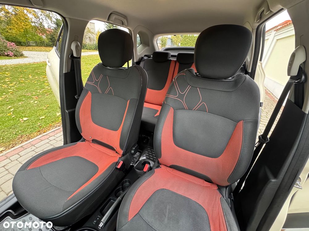 Renault Captur - 22