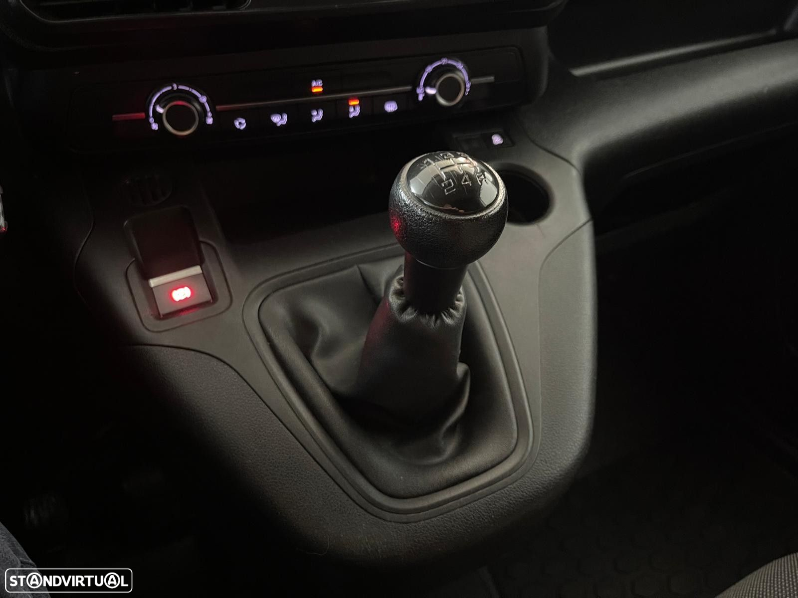 Peugeot Partner 1.5 BlueHDi Pro Longa - 17