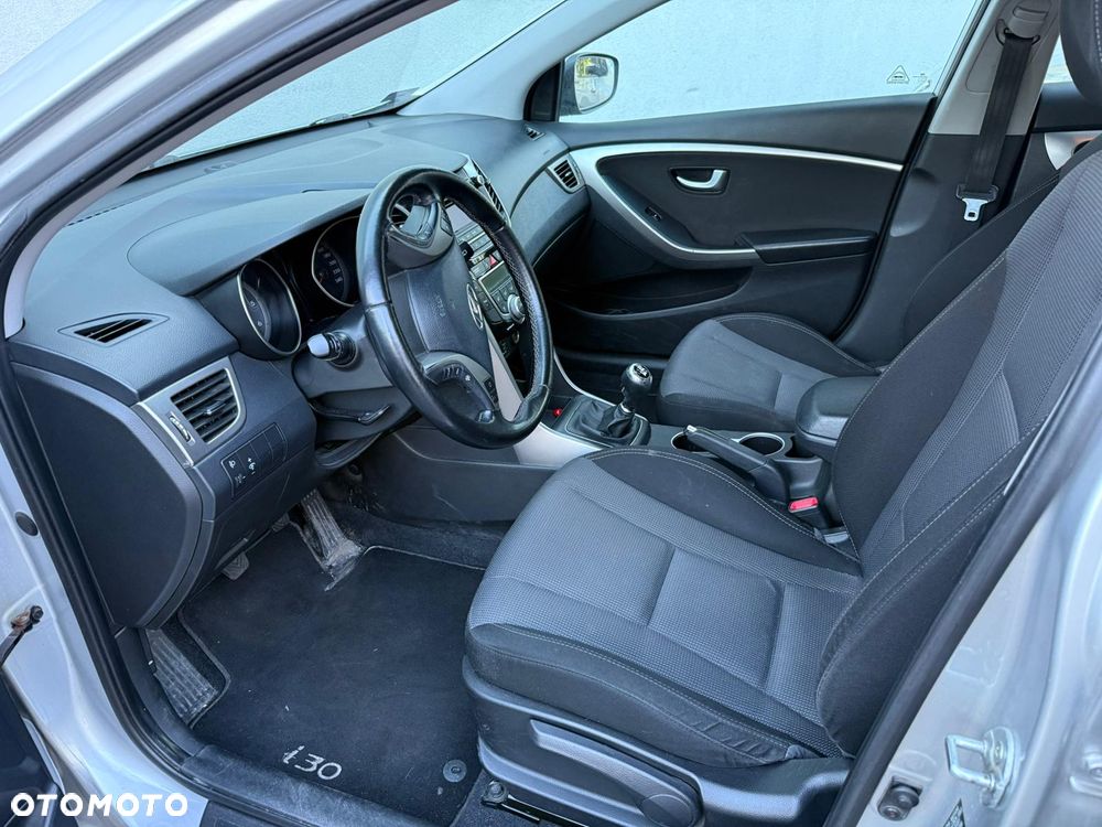 Hyundai i30 1.6 CRDi Classic - 3