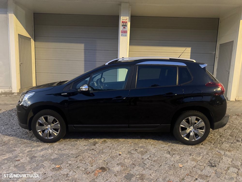 Peugeot 2008 1.2 PureTech Style - 6