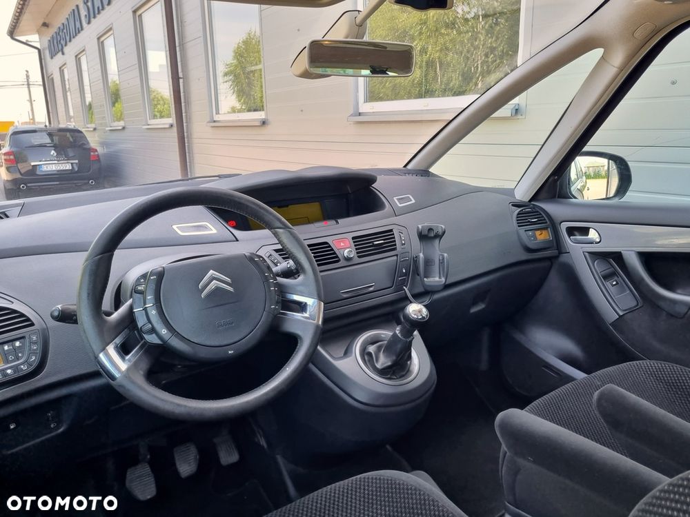 Citroën C4 Picasso 1.8 16V Style - 26
