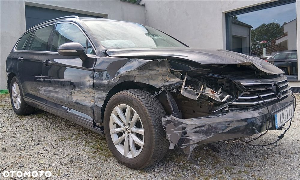 Volkswagen Passat 2.0 TDI BMT Comfortline DSG - 3