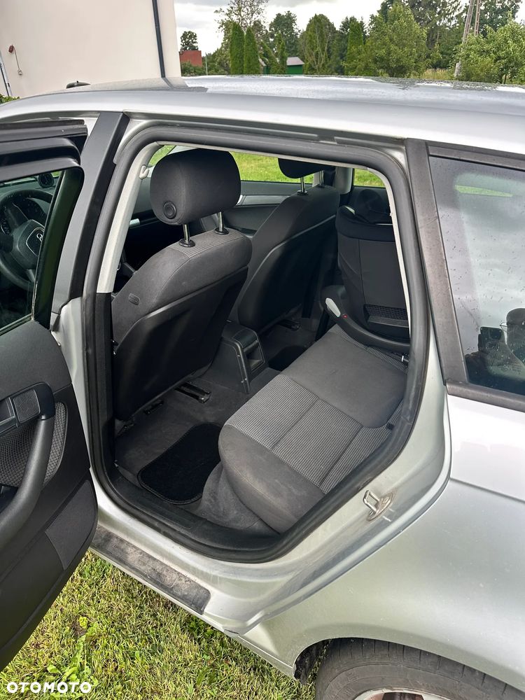 Audi A3 Sportback 1.9 TDI DPF e - 6