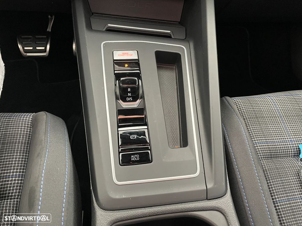 VW Golf 1.4 TSI GTE+ DSG - 28