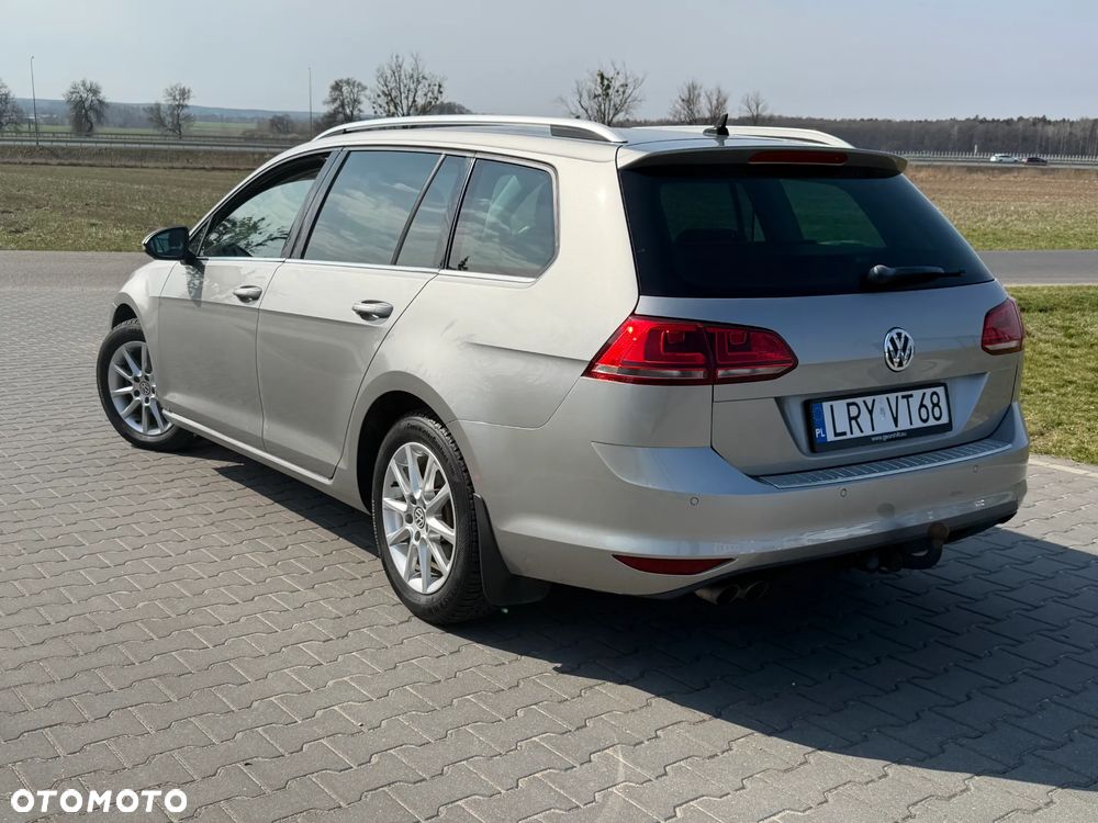 Volkswagen Golf 2.0 BlueTDI Highline - 4