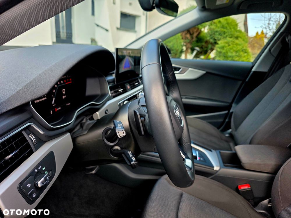 Audi A4 Limousine 35 TFSI S tronic advanced - 25