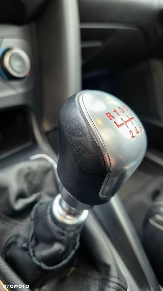 Ford Focus 2.0 EcoBoost ST mit Leder-Sport-Paket - 14