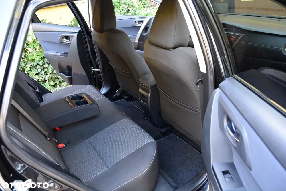 Toyota Auris 1.6 Valvematic Comfort - 22