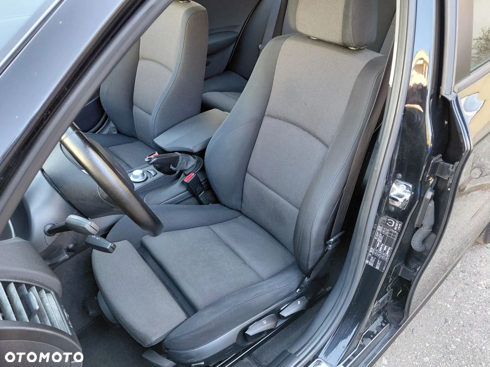 BMW Seria 1 - 14