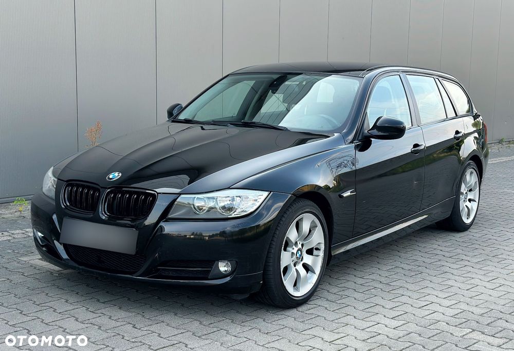BMW Seria 3 318i - 4