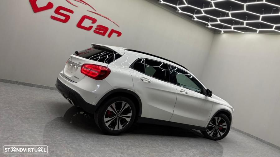 Mercedes-Benz GLA 220 CDI Urban 4-Matic - 29