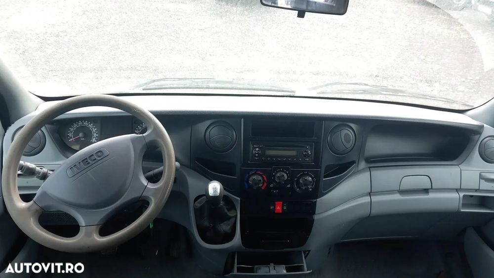Iveco DAILY 35C12 7 LOCURI BASCULABIL - 14