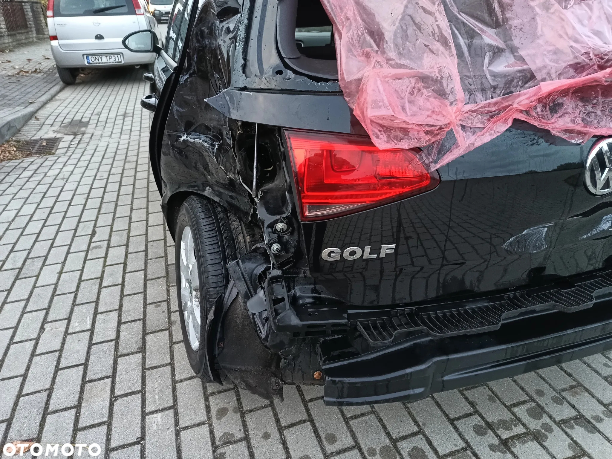Volkswagen Golf - 27