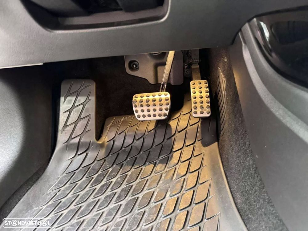 Mercedes-Benz A 180 d AMG Line Aut. - 23