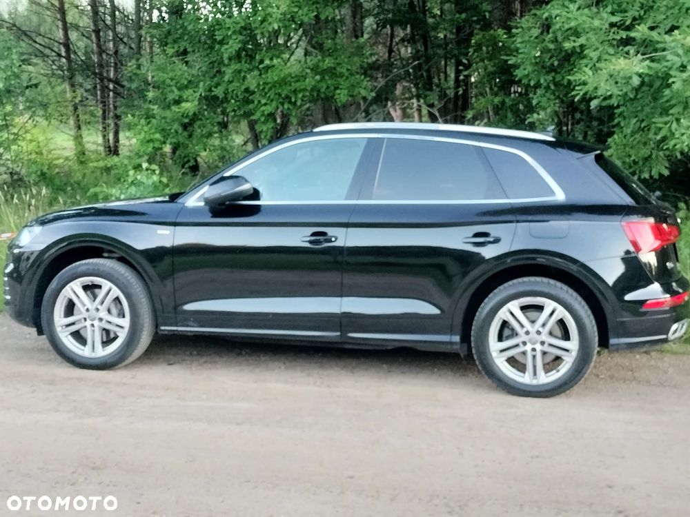Audi Q5 55 TFSI e Quattro S Line S tronic - 1