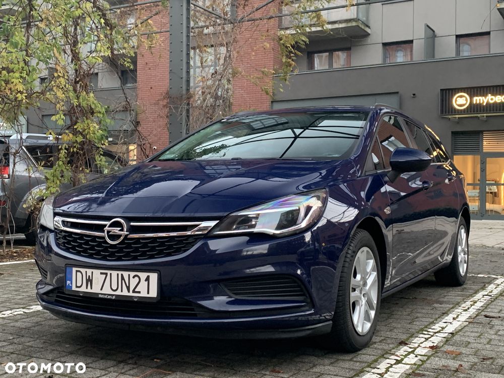 Opel Astra 1.6 CDTI Enjoy - 2