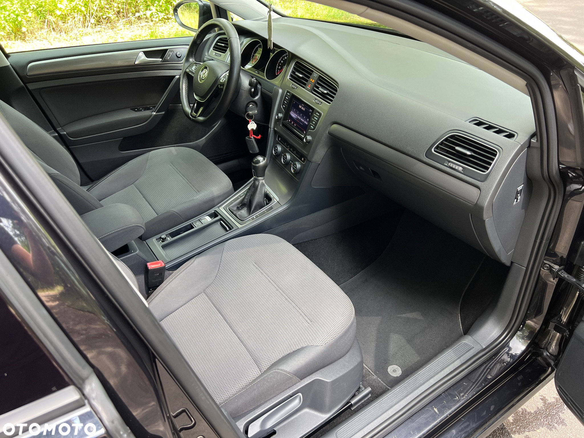 Volkswagen Golf - 19