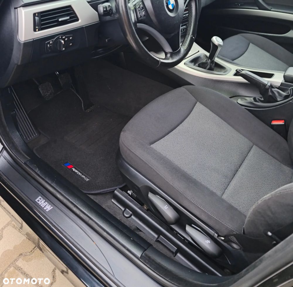 BMW Seria 3 - 30