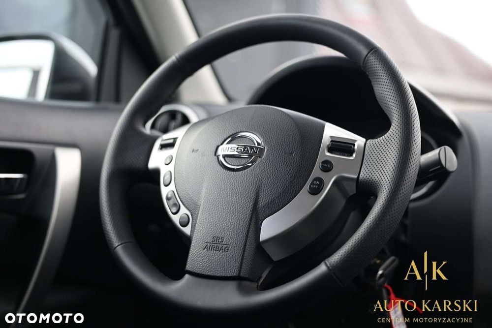 Nissan Qashqai - 25