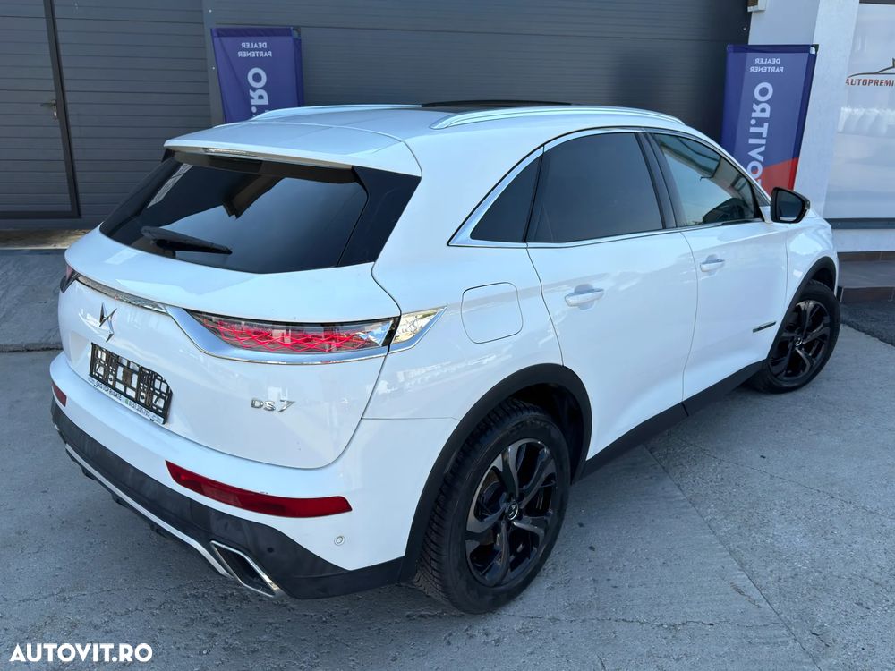 DS Automobiles DS 7 Crossback - 11