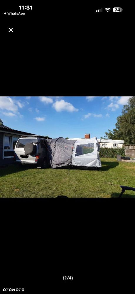 Volkswagen Caravelle - 1