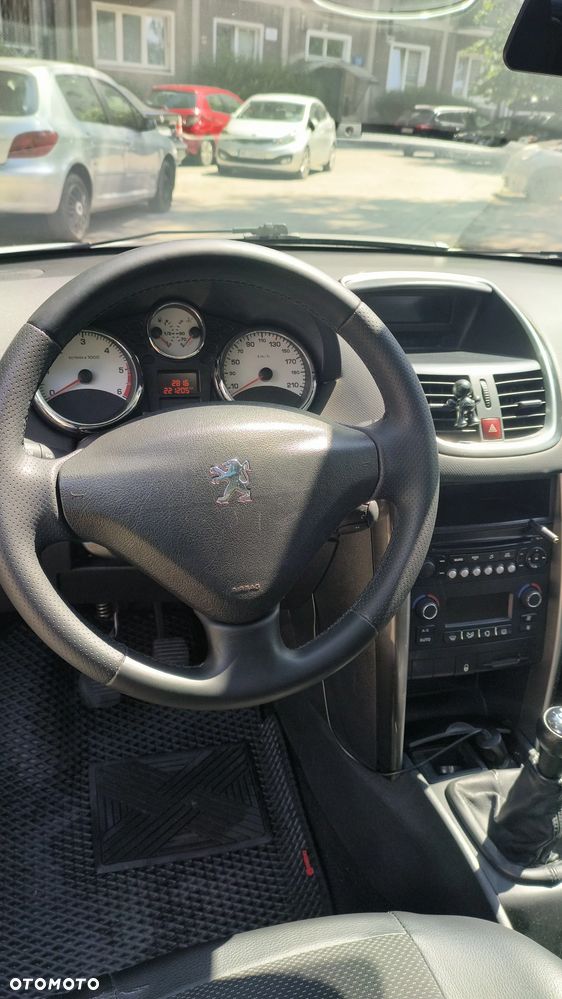 Peugeot 207 1.6 HDi Presence Euro5 - 13