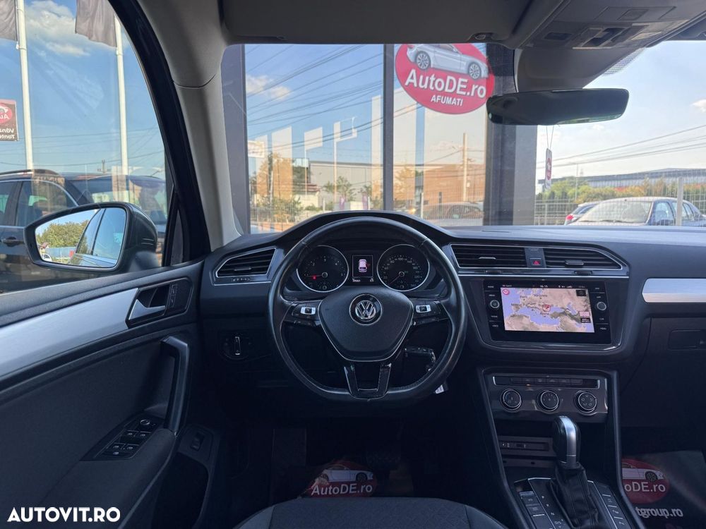 Volkswagen Tiguan - 10
