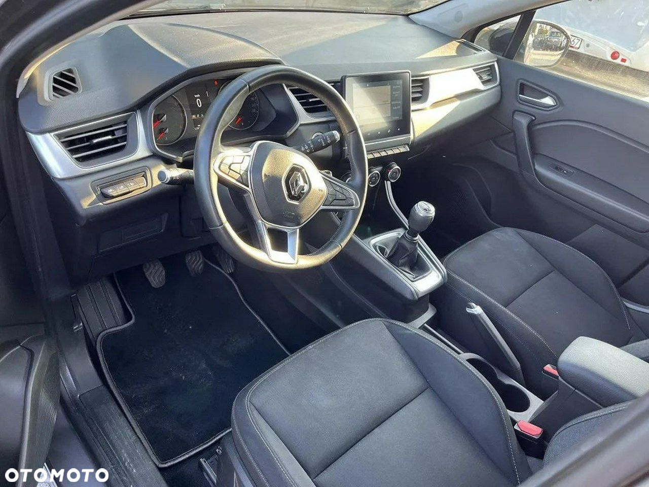 Renault Captur - 5