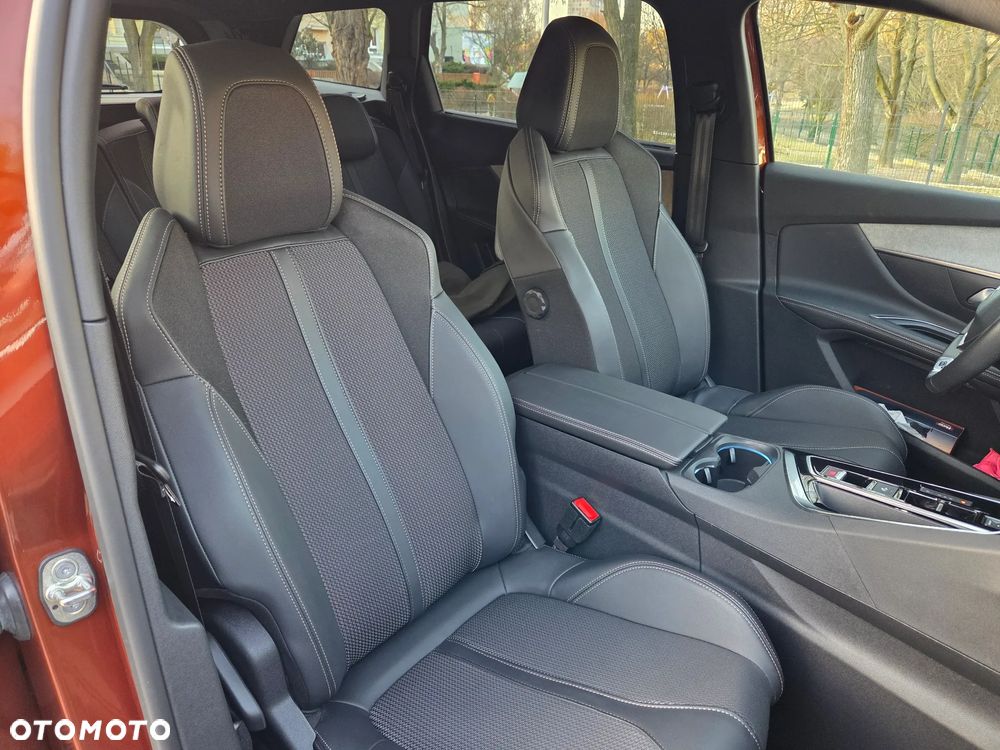 Peugeot 5008 BlueHDi 130 EAT8 GT - 19