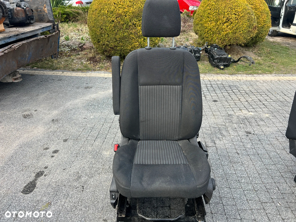 FOTEL KIEROWCY FORD TRANSIT MK8 PODGRZEWANY