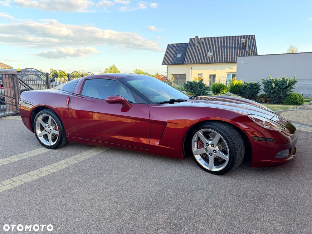 Chevrolet Corvette - 10