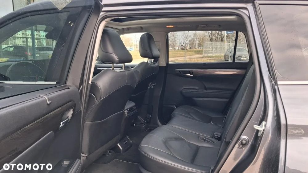 Toyota Highlander 2.5 Hybrid Executive - 11