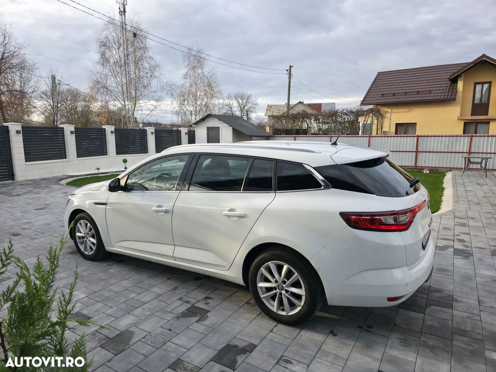 Renault Megane ENERGY dCi 110 ECO2 PLAY - 11