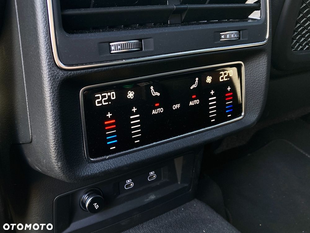 Audi Q7 55 TFSI mHEV Quattro S Line Tiptr - 16