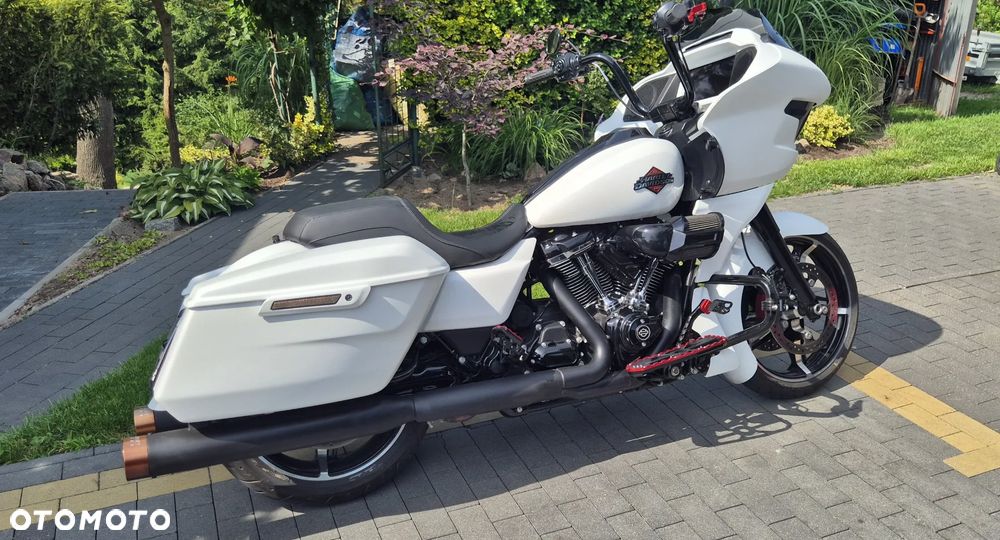 Harley-Davidson Touring Road Glide - 3