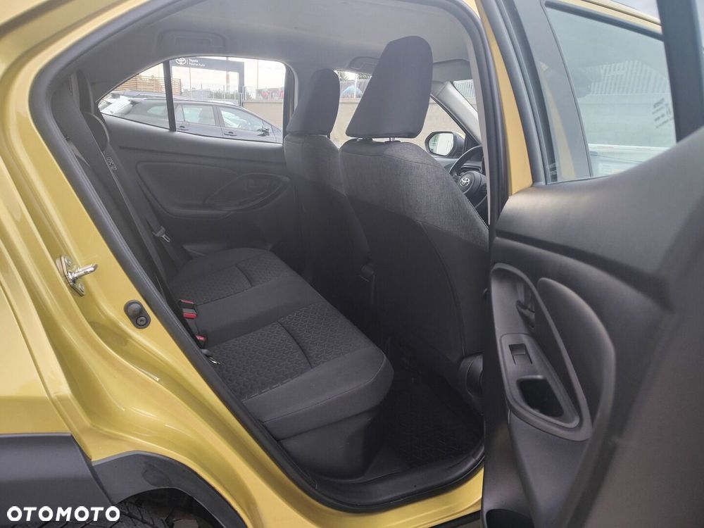 Toyota Yaris Cross Hybrid 1.5 Comfort 4x4 - 11